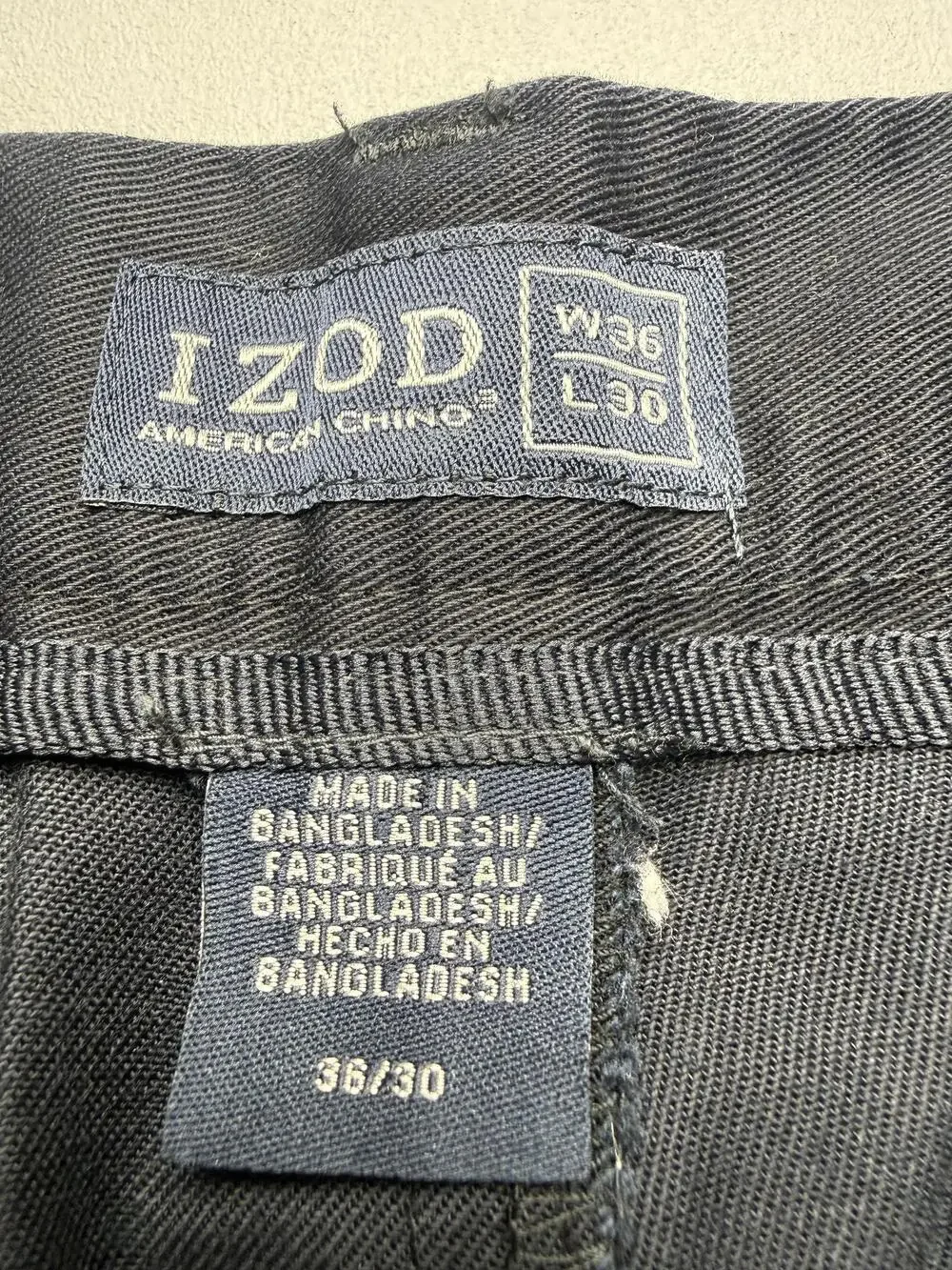 IZOD Pants Mens 36x30 Gray American Chino Flat Front Regular Fit Casual Office